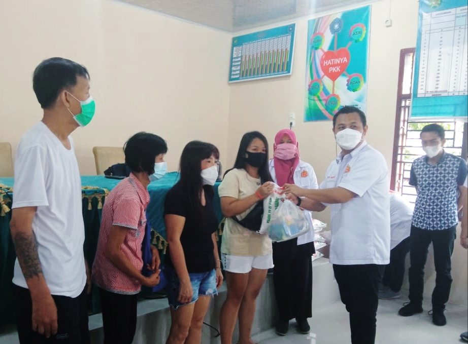 Komunitas Aku Anak Medan Berbagi Kebahagiaan Imlek