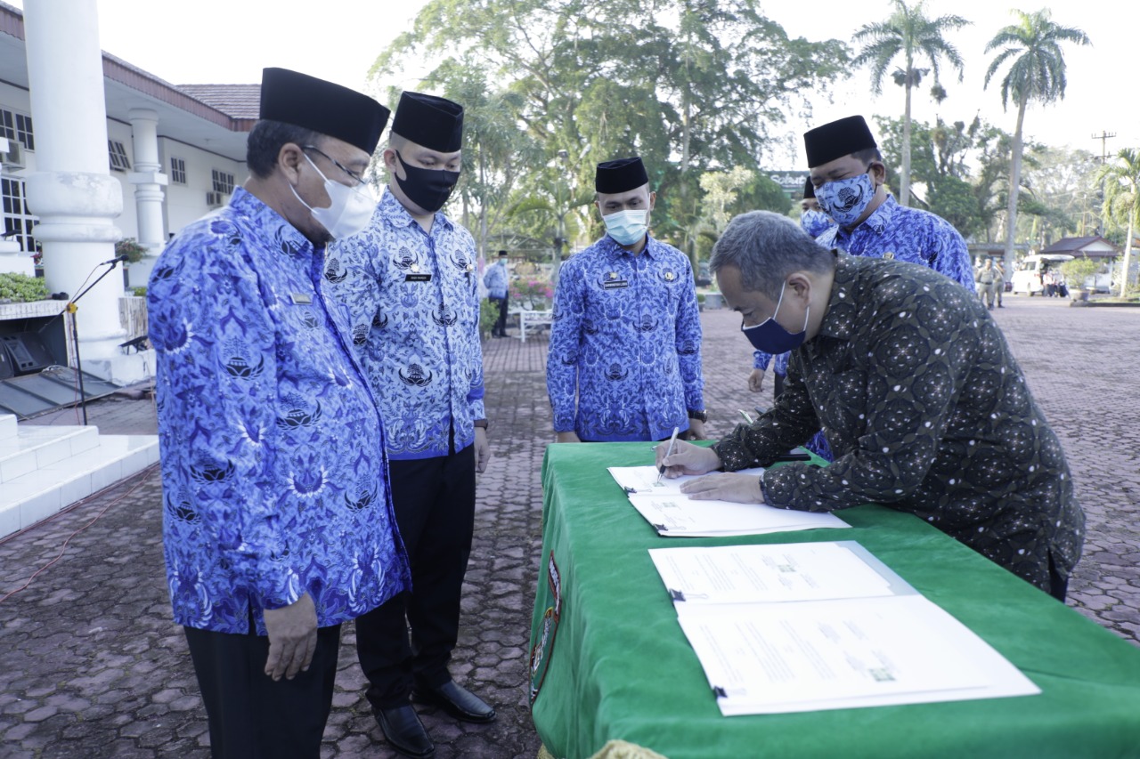 Pemkab Asahan Gelar Upacara Hari Kesadaran Nasional ( HKN) di Halaman Kantor Bupati Asahan