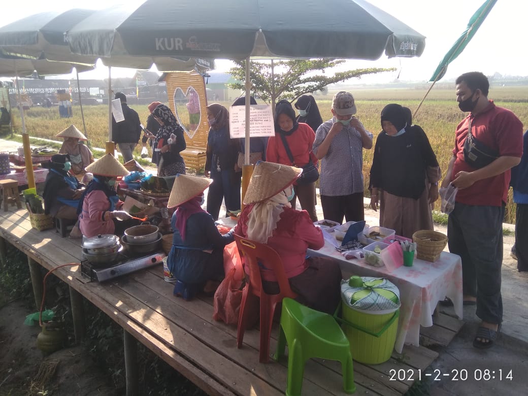 Pasar tradisional milik Bumdes Denai Lama Diapresiasi