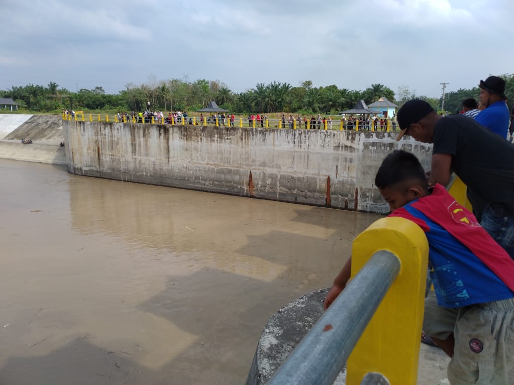 Korban Tenggelam Penangguk Ikan Timbul Dibendungan Waduk Sungai Wampu Masih Dalam Pencarian