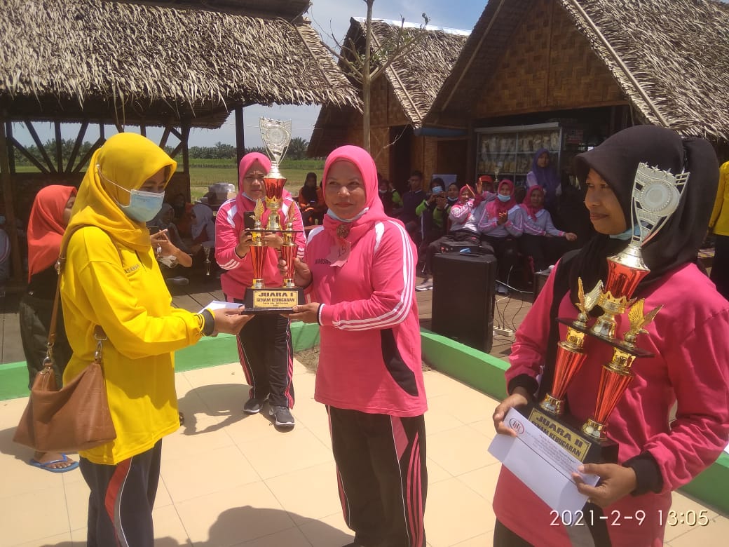 Klinik Hasanah Husada dan Puskesmas Pantai labu gelar lomba senam sehat diabetes -III.
