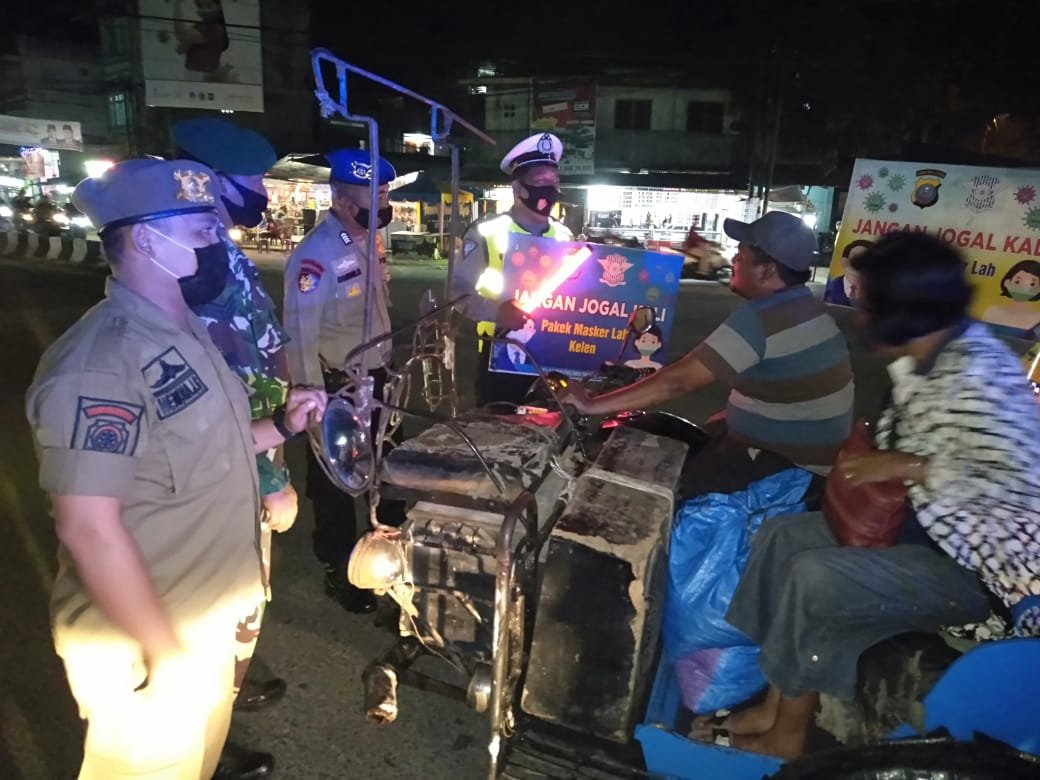 Disiplinkan Masyarakat Dimalam Hari, Petugas Gabungan Gencar Operasi Yustisi dan Razia Hiburan Malam