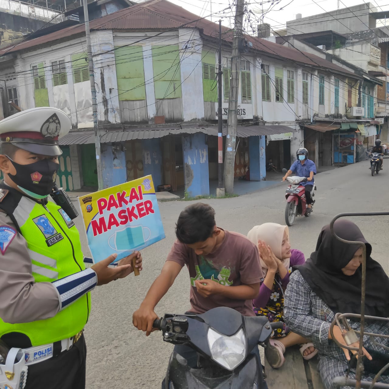 Public Speaking Cara Satlantas Polres Tanjung Balai Mencegah Virus Corona