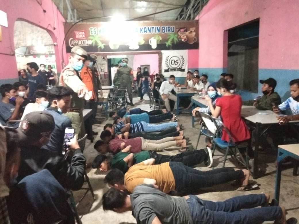 Gelar Razia, Tim Satgas Covid-19 Temukan  Banyak Tempat Usaha Langgar PPKM