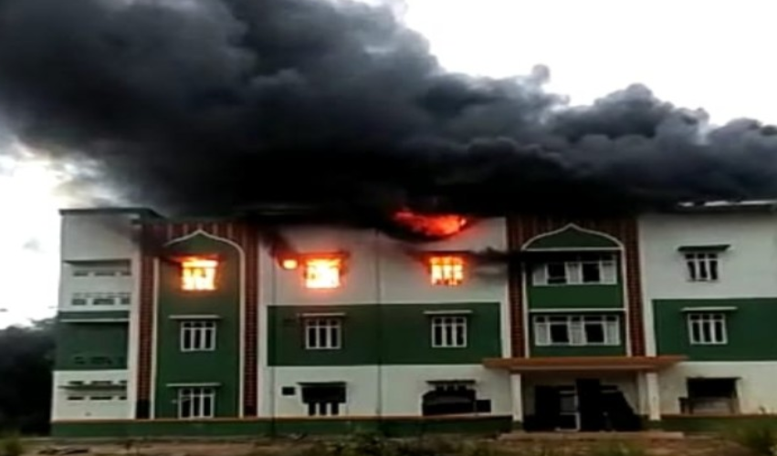 Pesantren Tertua Musthafawiyah Purba Baru Terbakar