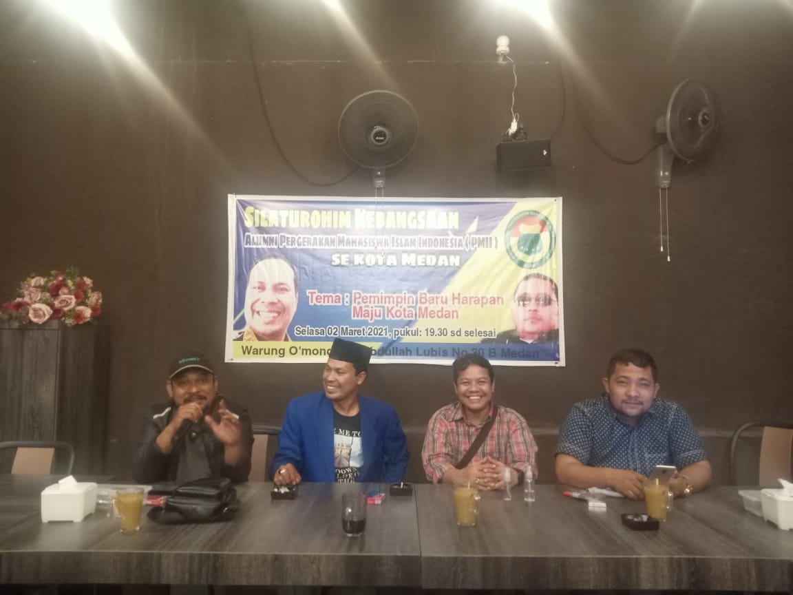Alumni PMII Gelar Silaturrahmi dan Diskusi,Â  Parulian Siregar : Kumpulkan yang Berserakan Untuk Kemajuan