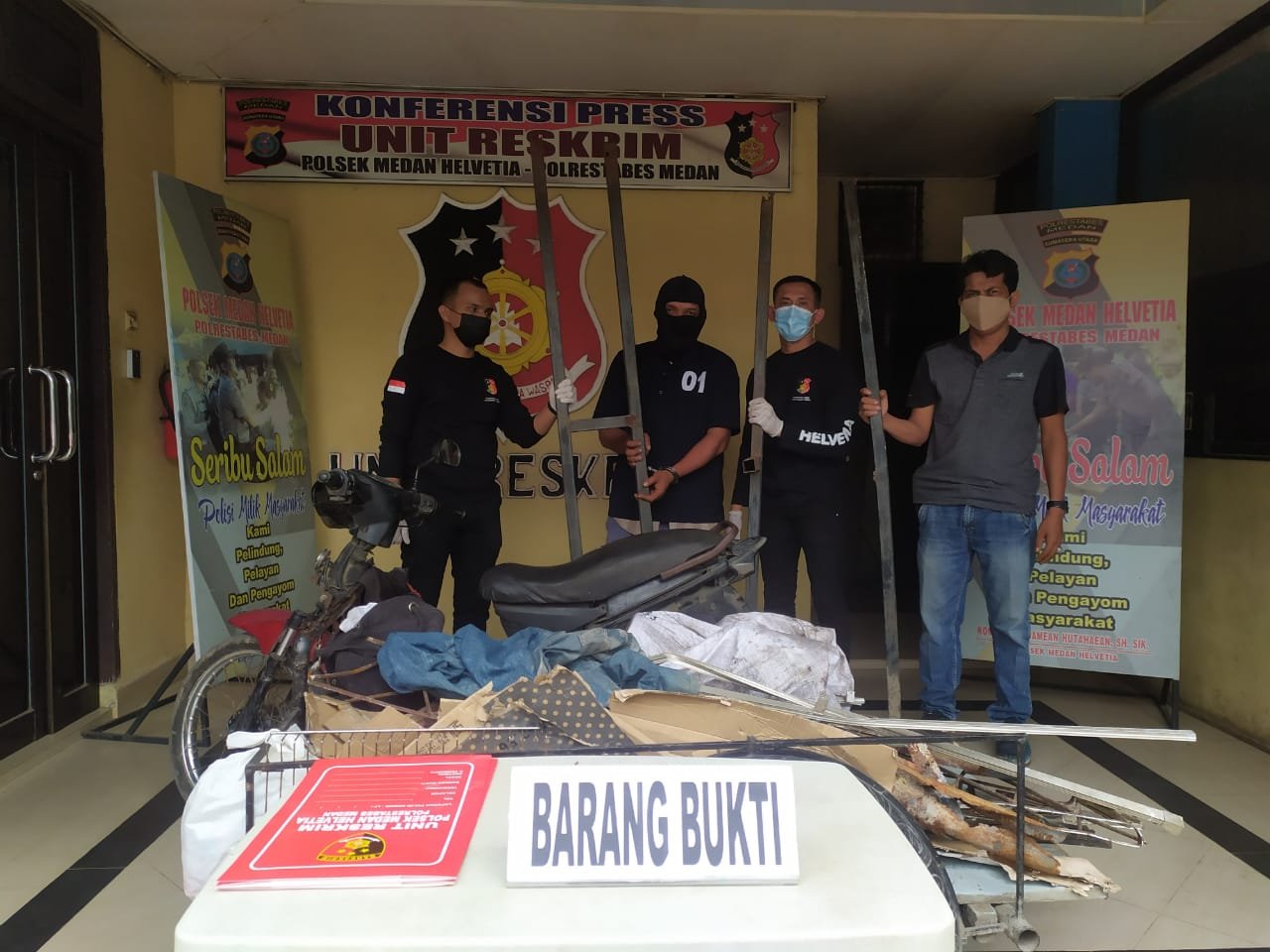 Tekab Polsek Medan Helvetia Ringkus Pencuri Besi Kenopi Pagar Rumah
