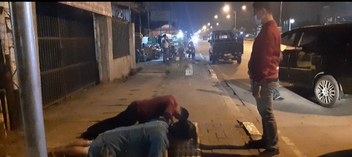 Polsek Patumbak Beri Sanksi Pus Up saat Gelar Patroli Blue Light Antisipasi Genk Motor