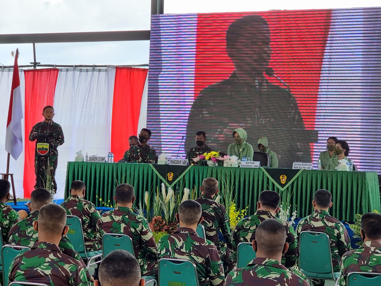 Pangdam I/BB Beri Pengarahan Kepada Prajurit dan Persit Korem 033/WP
