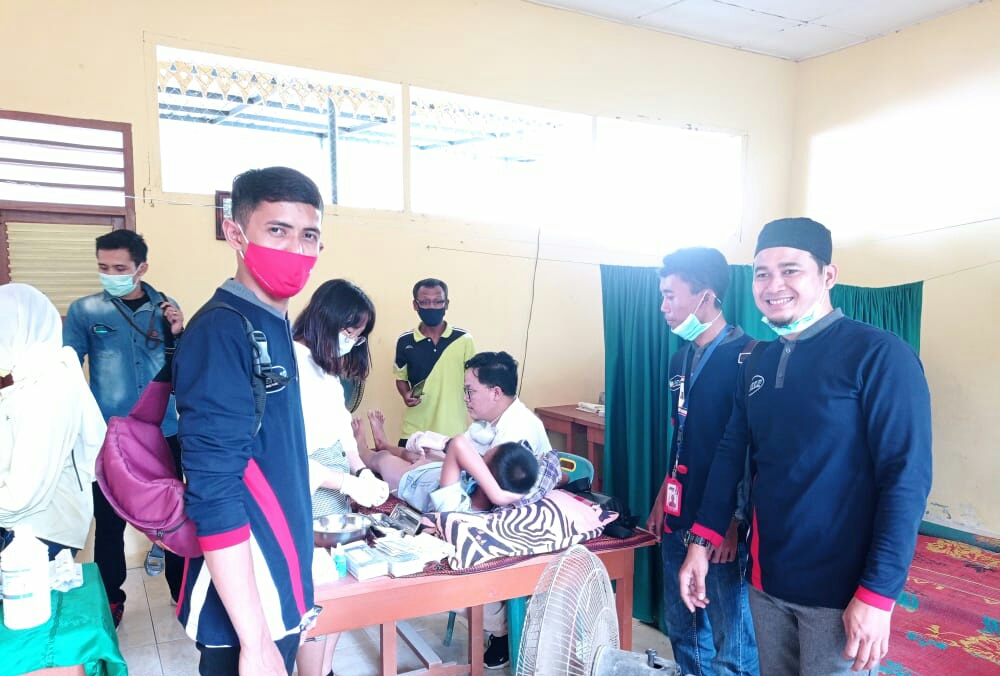 JNE Bersama Assalam Community Gelar Khitanan Massal Untuk Yatim dan Dhuafa di Langkat