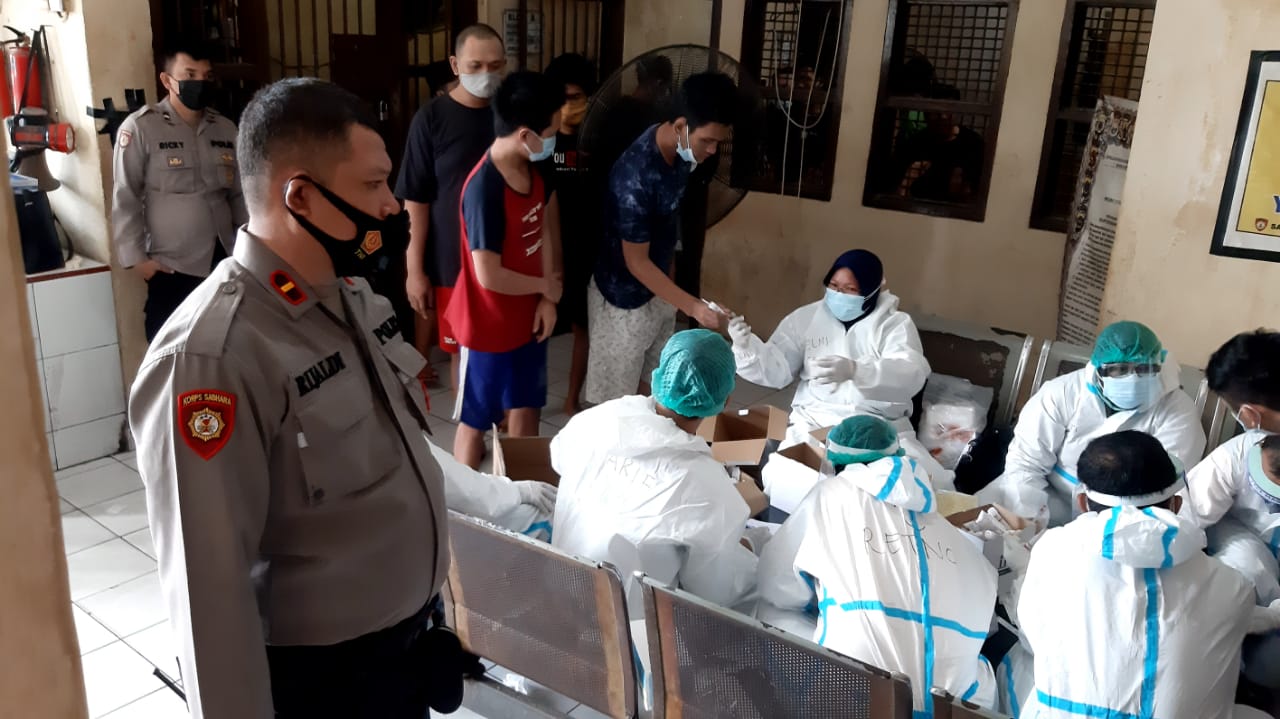 Polrestabes Medan Gelar Tes PCR Bagi 828 Orang Tahanan