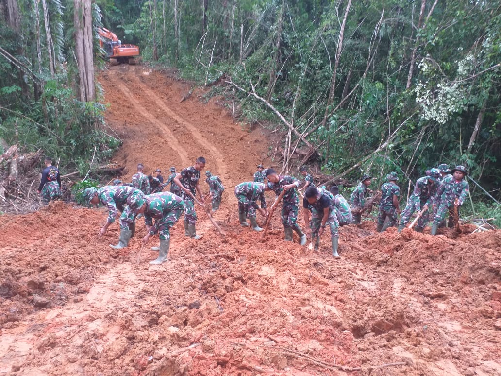 Pgs Kapendam I/BB : TMMD 110 Nias , Wujud Jati Diri TNI Sebagai Tentara Pejuang dan Tentara Rakyat