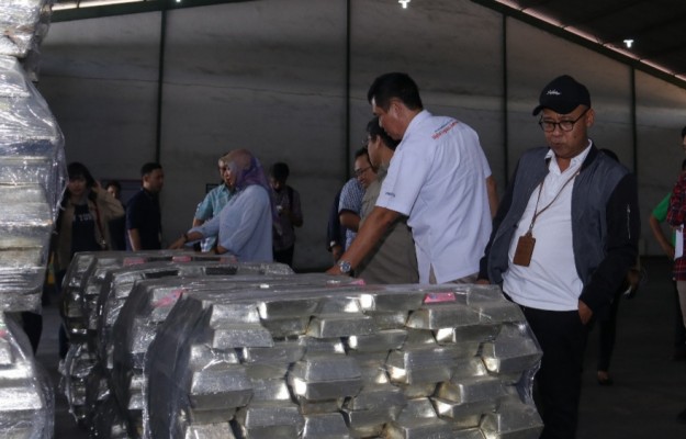 Kliring Berjangka Indonesia Resmi Menjalankan Fungsi Lembaga Kliring Perdagangan Timah dalam Negeri