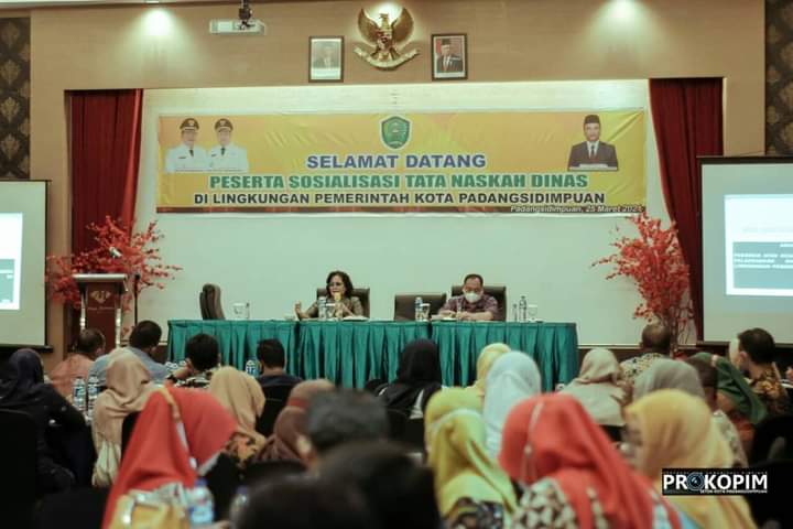 Sekdako Padangsidimpuan MembukaÂ  Sosialisasi Tata Naskah dinas, Ini KatanyaÂ 