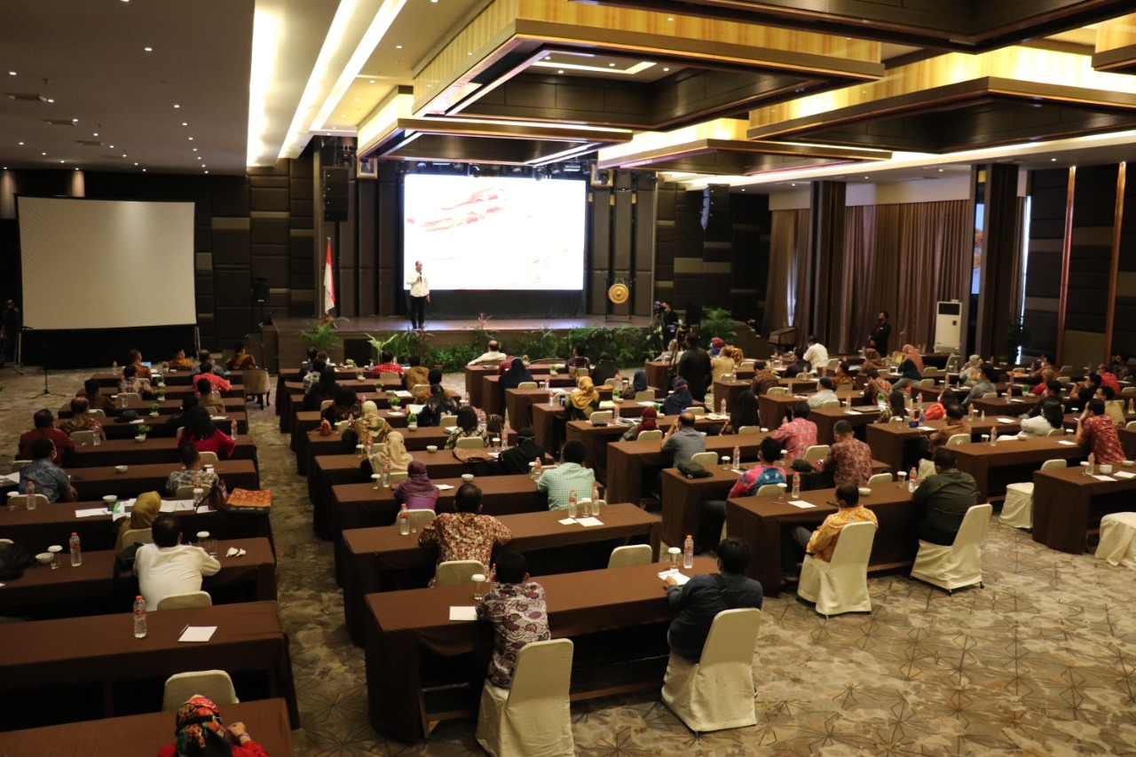 Buka Forum OPD Bidang Industri dan Perdagangan, Edy Rahmayadi Ingatkan Pentingnya Peningkatan SDM