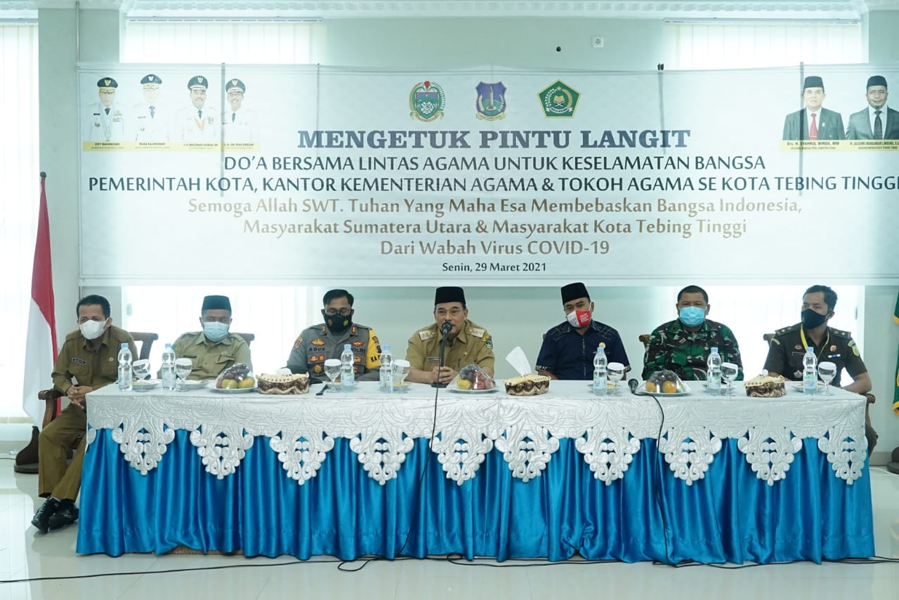 GELAR DOA BERSAMA, WALIKOTA TEBING TINGGI HARAP TEBING TINGGI TERBEBAS DARI PANDEMI COVID-19 DAN TERORISME