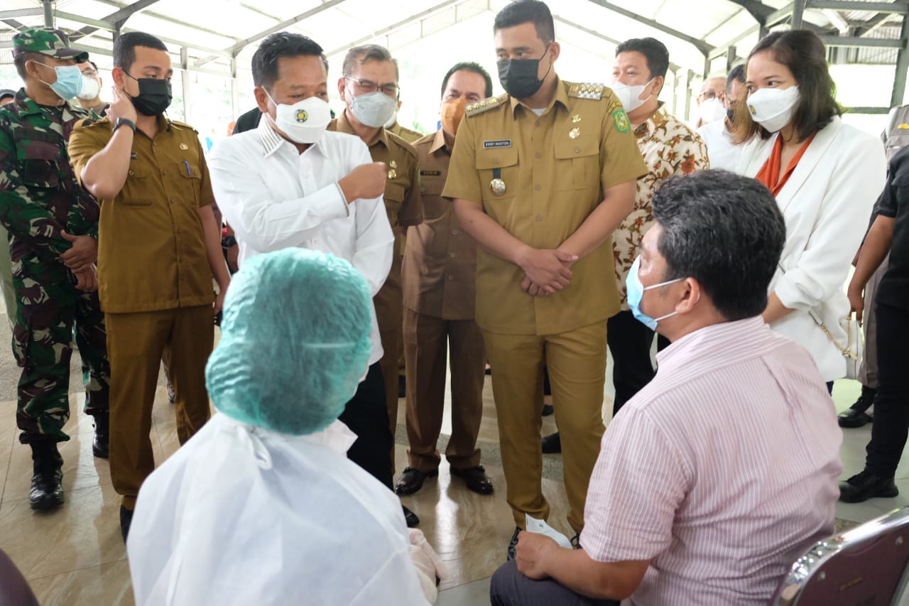 USU Vaksin 2.065 Dosen dan Tenaga Pendidik, Rektor Harapkan Dosen Lebih Memenuhi Standar Kinerja