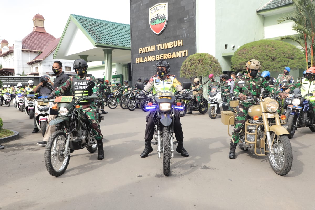 Menghadapi Perayaan Paskah dan Memasuki Bulan Suci Ramadhan,Â Pangdam I/ BB dan Kapoldasu Patroli KelilingÂ 