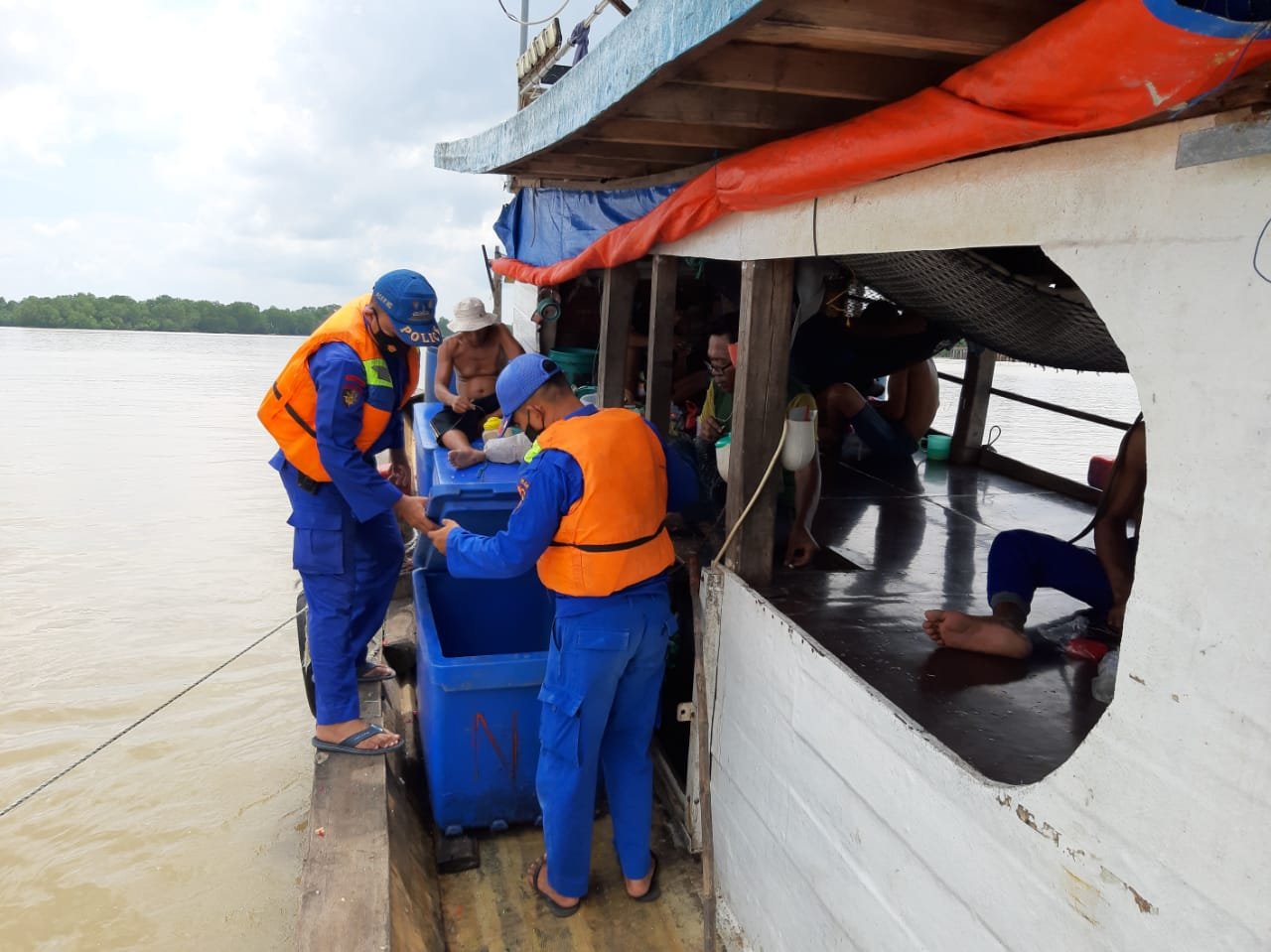 KP. II -BHABINKAMTIBMAS Sat Polair Patroli Perairan Selama 1 x 12 Jam