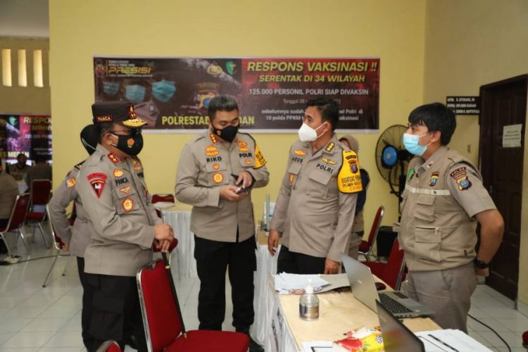 Tuntaskan Vaksinasi Personel, Kapoldasu Imbau Tekan Penyebaran Covid-19