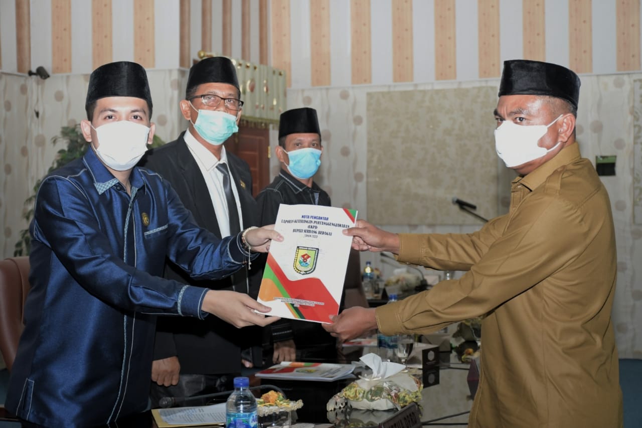 Bupati Sergai Darma Wijaya Sampaikan Nota Pengantar LKPJ Tahun 2020