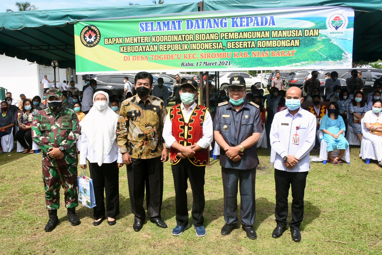 Cegah Stunting di Nias  Menko PMK Sarankan Gerakan Makan Ikan