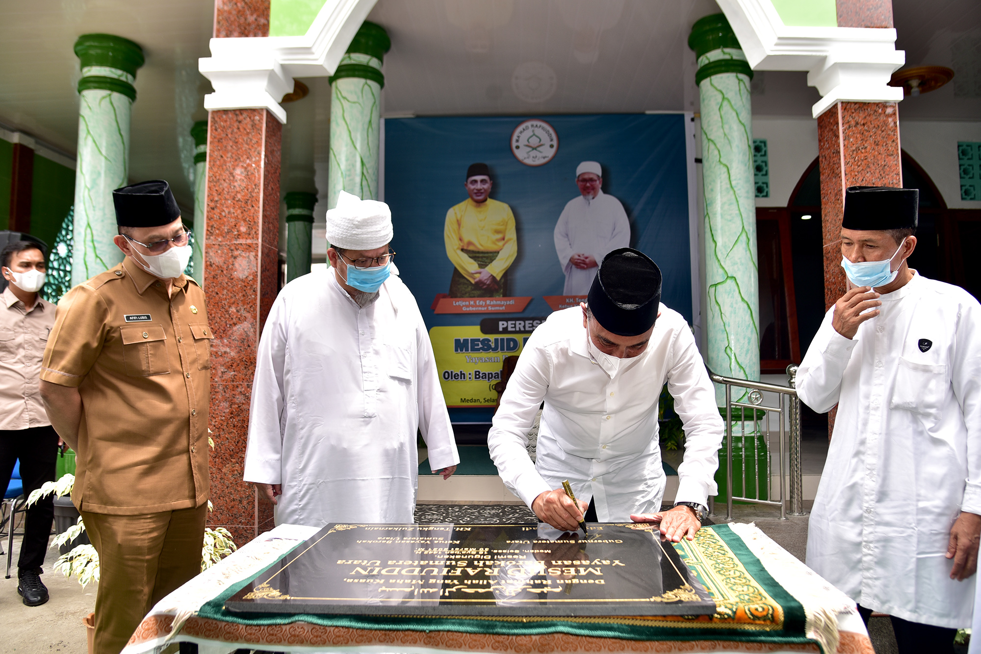 Resmikan Masjid Rafiuddin,  Masjid Gubernur Edy Rahmayadi Harapkan  Jadi Sarana Penangkal Paham Radikal