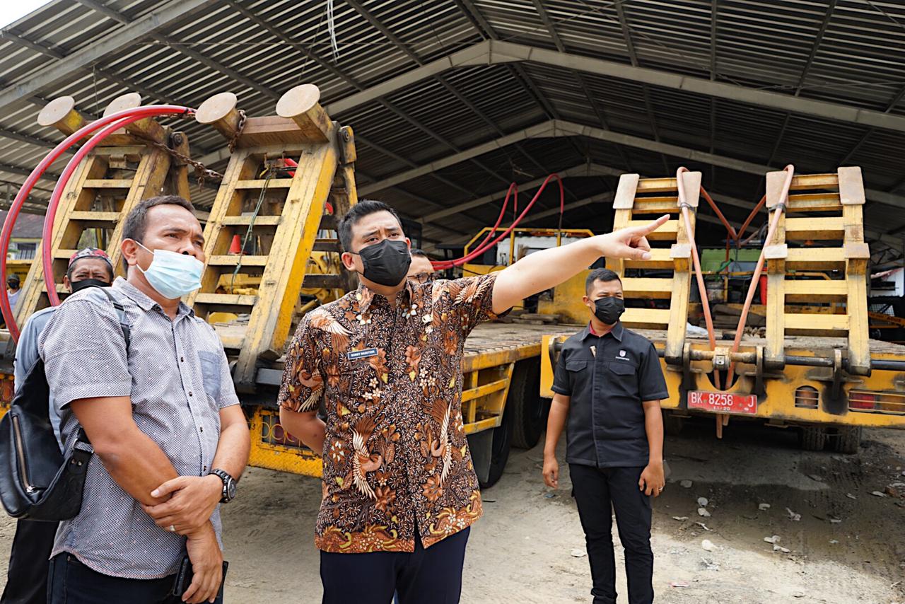 Sidak Ke Dinas PU, Bobby Nasution Minta maksimalkan penggunaan alat berat untuk Infrastruktur