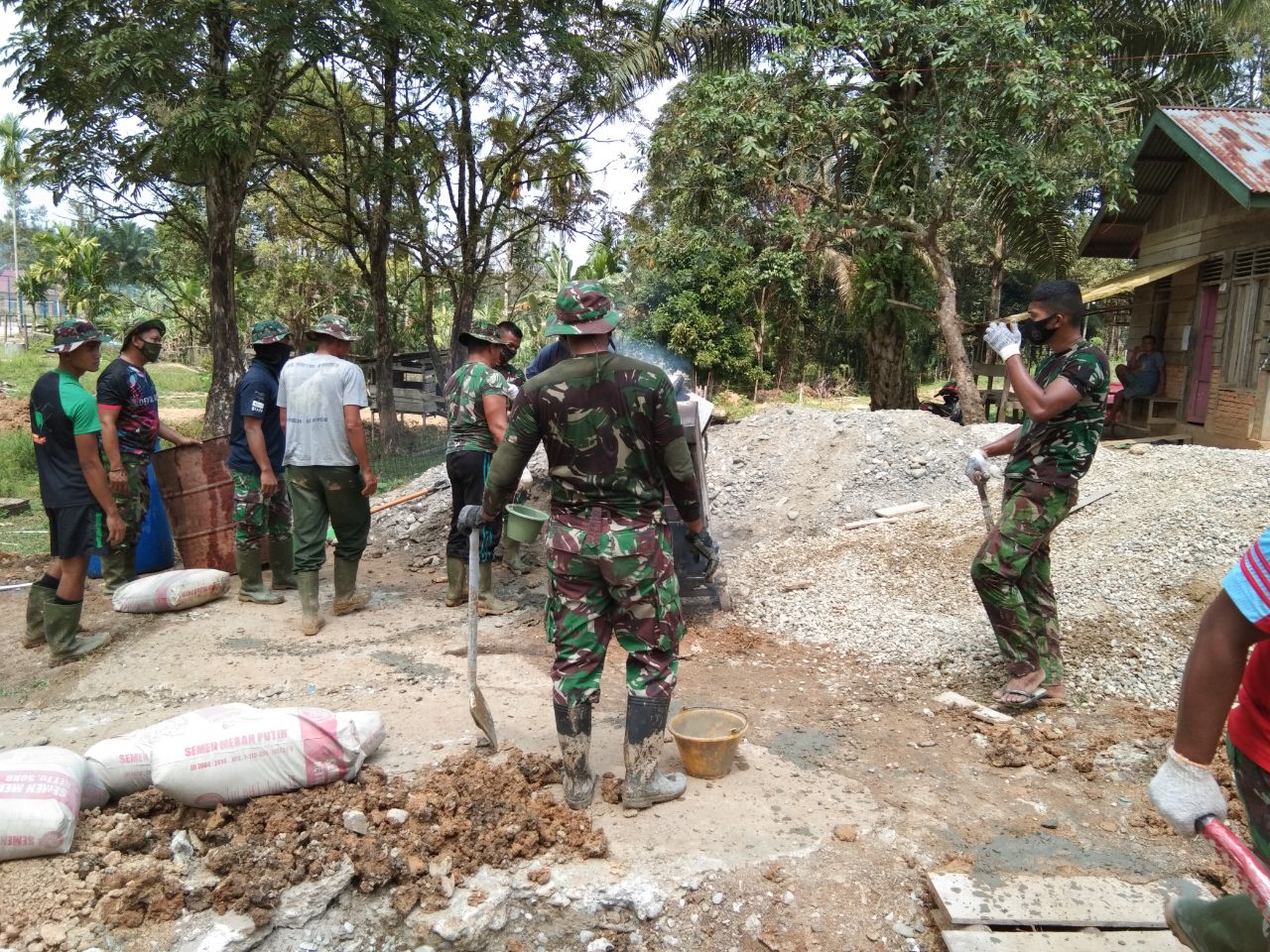 TMMD Ke-110 Kodim 0313 / Kampar, Buka Jalan Pertanian dan Peluang PAD Wisata