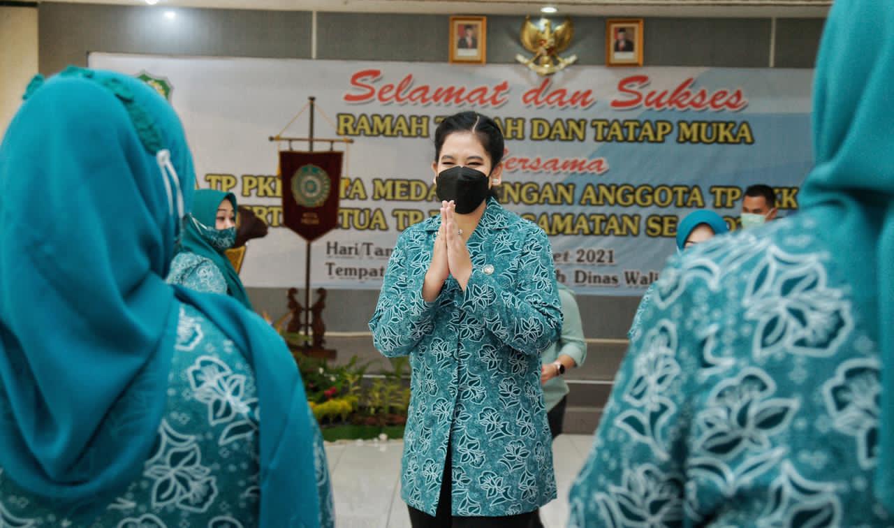 Ketua TP PKK Kota Medan Hadiri Ramah Tamah Dengan Seluruh Anggota TP PKK, Ini Kata Kahiyang