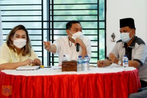 Kepala Desa Se Kabupaten Pakpak Bharat Audensi Ke Bupati Franc Bernhard Tumanggor