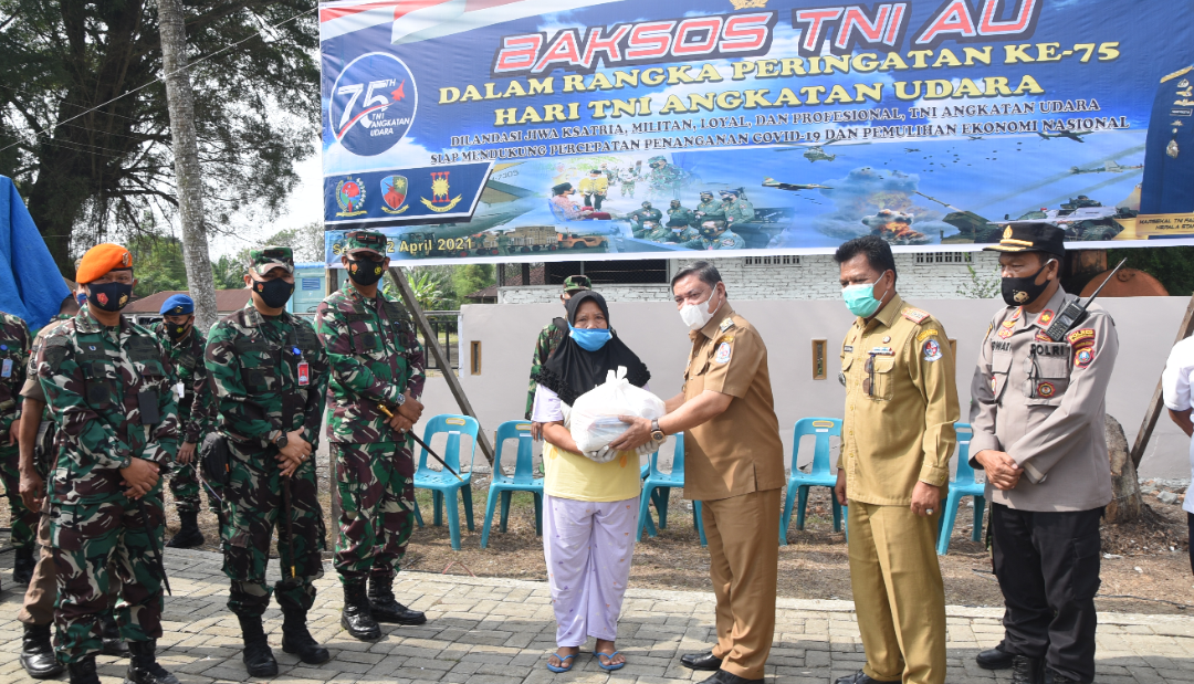 Wakil Bupati Hadiri Baksos TNI AU di Desa Bulu Cina