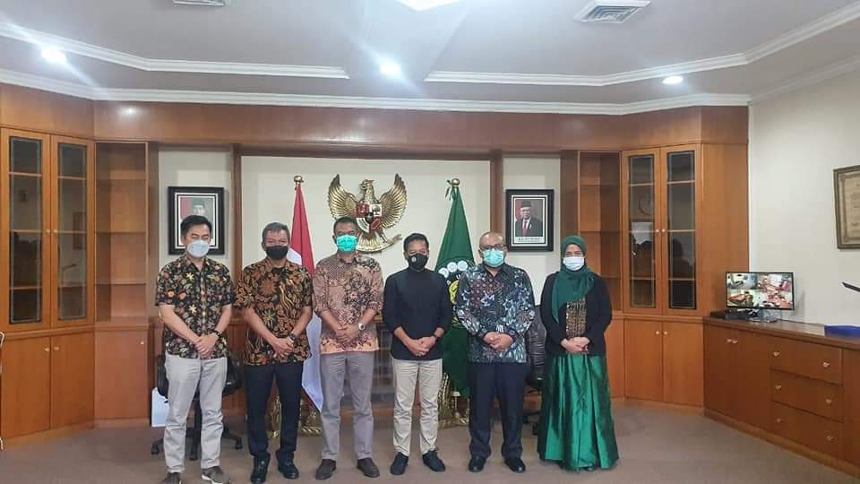 Komisaris dan SEVP PTPN IV Bersilaturahmi ke Rektor USU