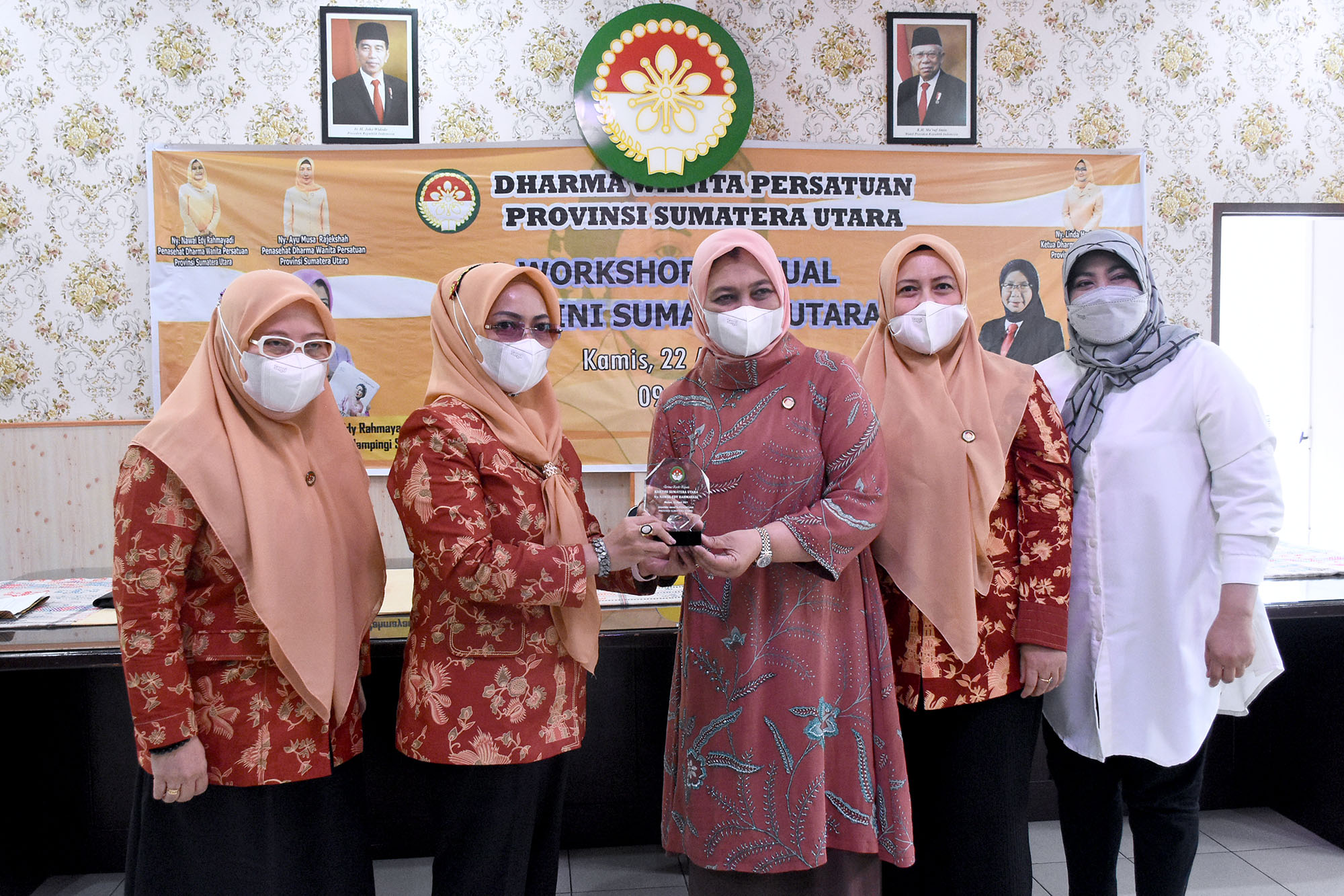 Workshop Virtual Hari Kartini, Ini KataÂ   Nawal Lubis