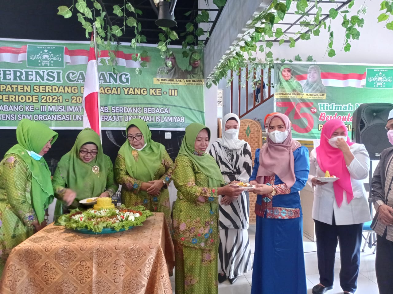 Hadir di Konfercab Muslimat NU, Bupati Darma Wijaya Ajak Pengurus Untuk Menjadi Contoh Tauladan Masyarakat