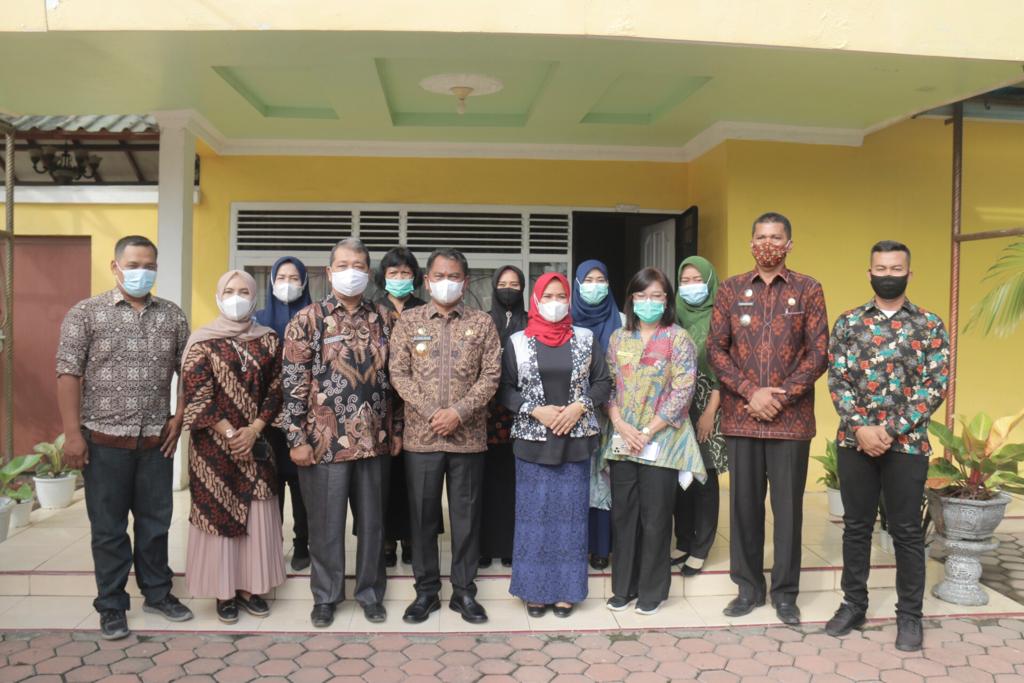 Bupati Sergai Terima Petugas Pendataan Keluarga 2021 BKKBN