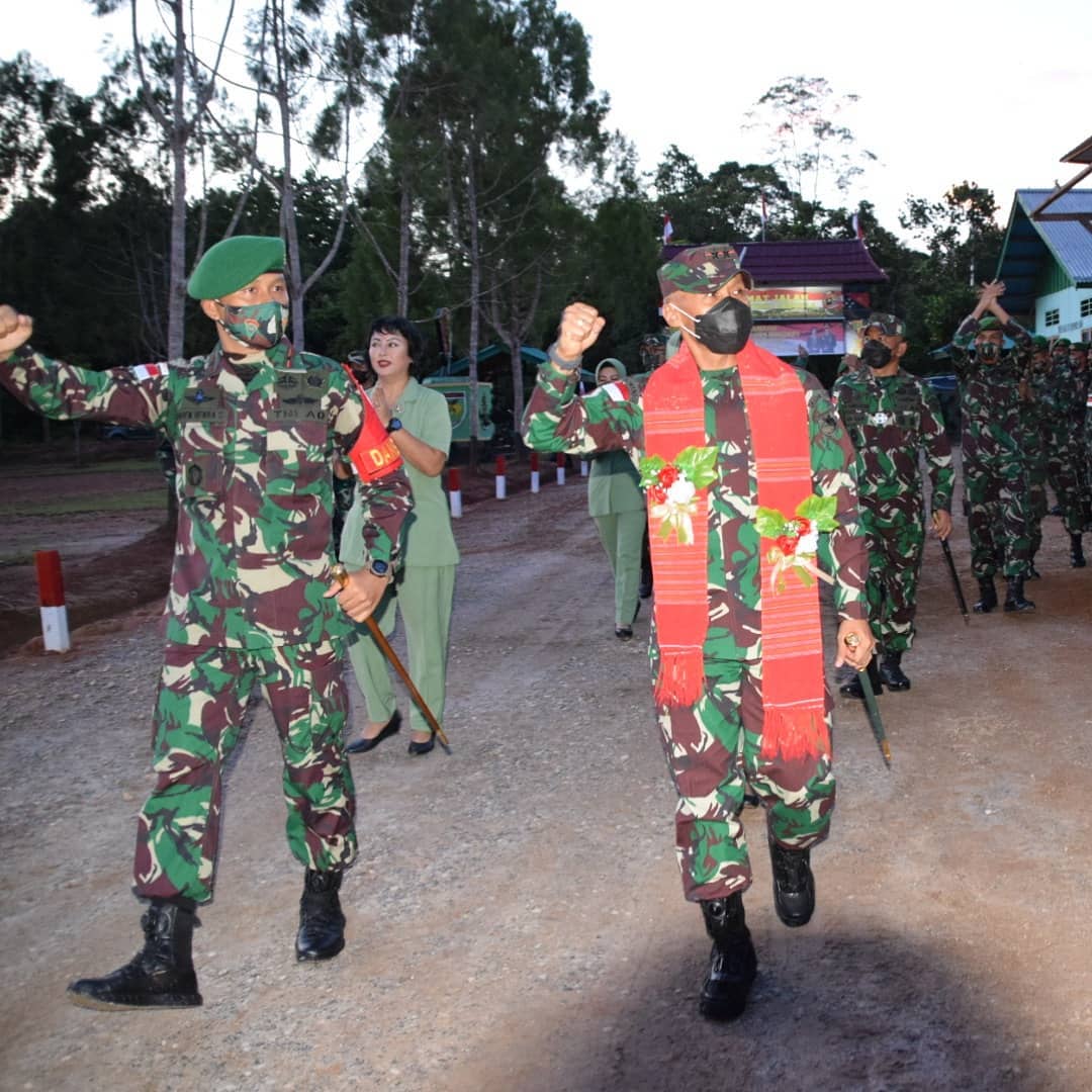Satgas Pamtas Yonif 122/TS Sambut Kunjungan Pangdam XVII/Cendrawasih