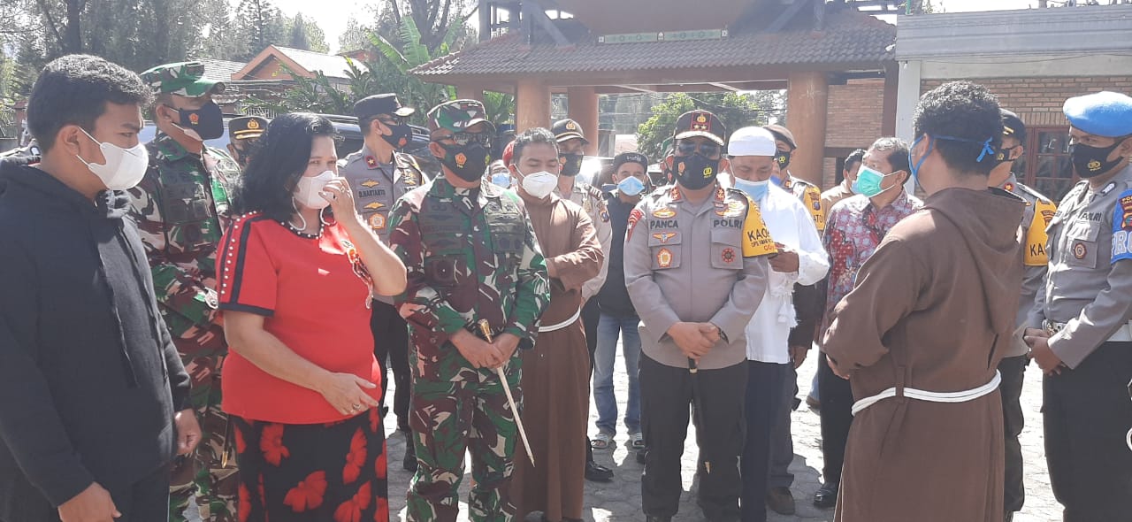 Ketahui situasi wilayah Pangdam I/BB Berdialog langsung  Dengan Babinsa yang sedang melaksanakan Pam Jumat Agung