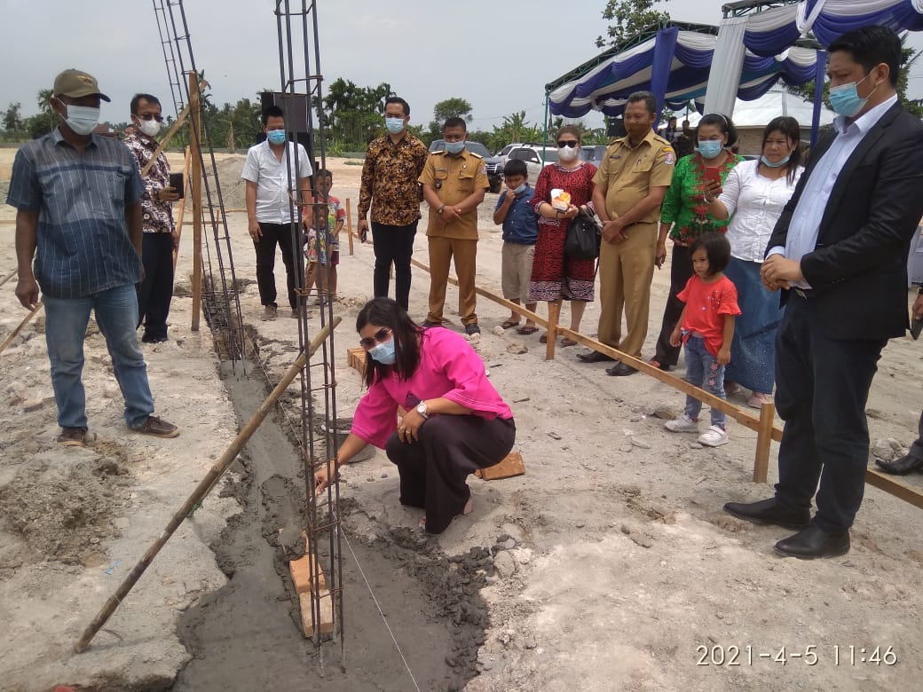 Dirut PT.Sakti pola karya perkasa letakan batu pertama pembangunan Grand Ramonia Residence