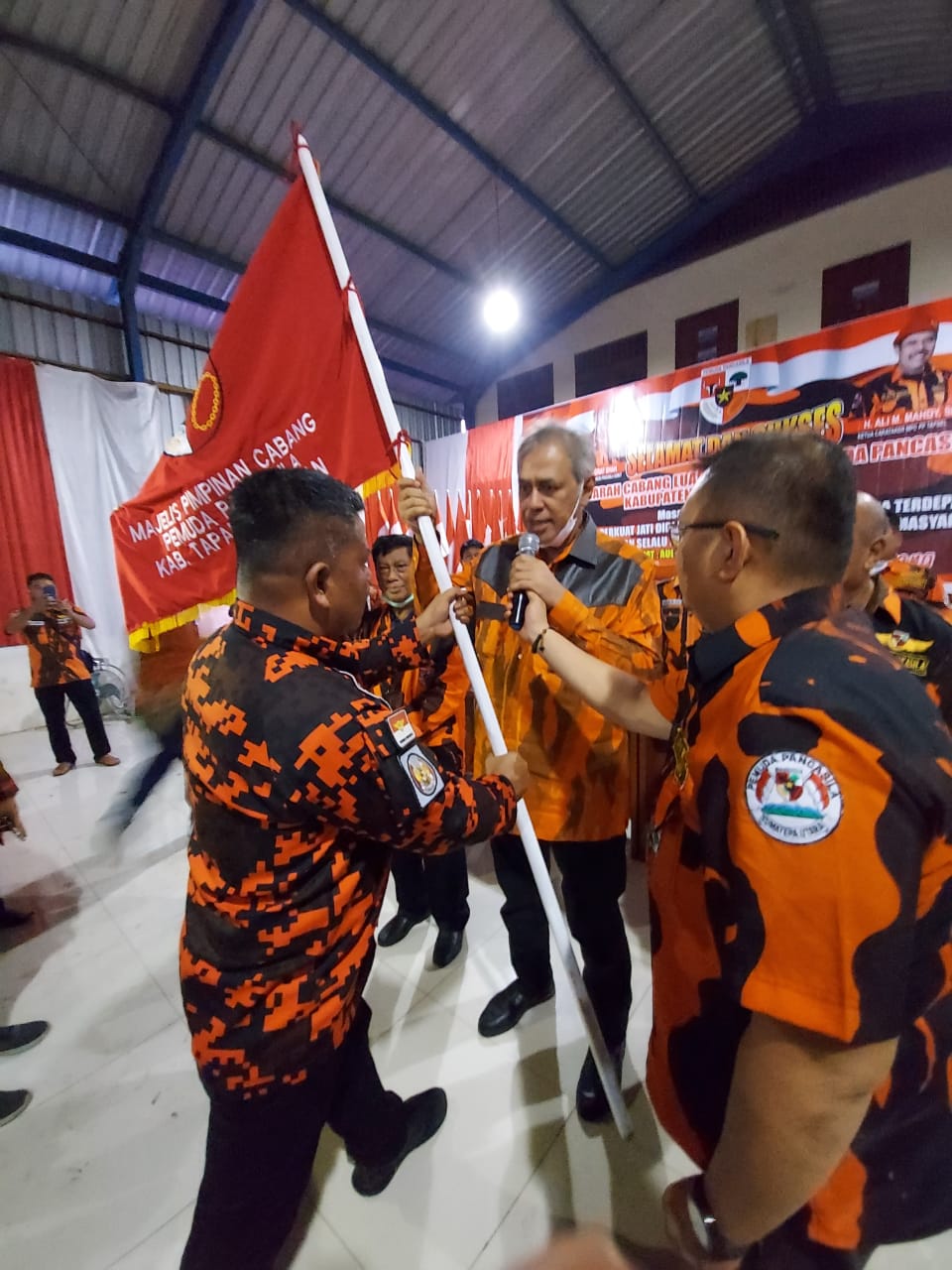 Mhd Amin Nasution Pimpin MPC PP Tapsel, Kodrat Shah : Pemuda Pancasila Harus Mandiri