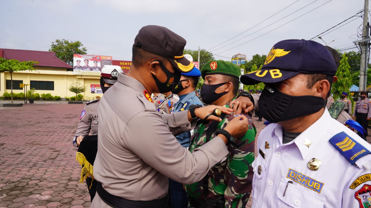 Kapolres Tanjung Balai Pimpin Apel Gelar Pasukan Operasi Keselamatan Toba-2021