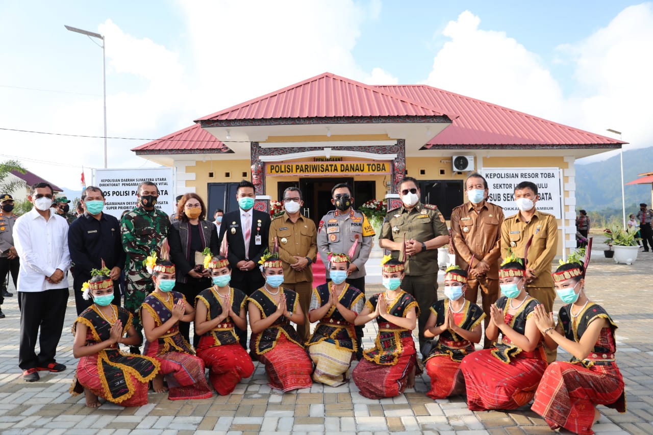 Resmikan Pos Polisi Pariwisata Danau Toba, Kapoldasu : Wujud Pelayanan Presisi Kepada Masyarakat