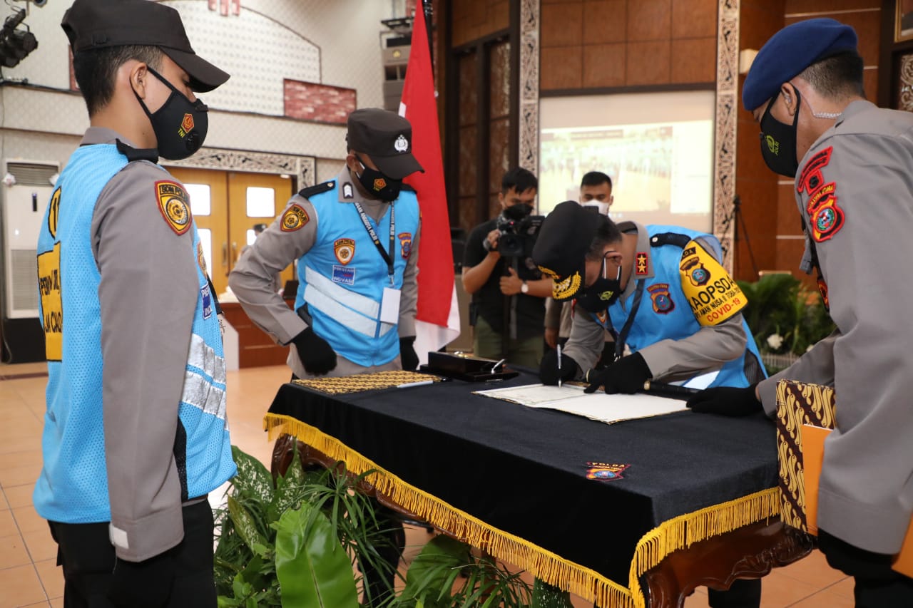 Pimpin Penandatanganan Fakta Integritas, Kapoldasu Tegaskan Seleksi Penerimaan Anggota Polri TA 2021 Transparan dan Humanis