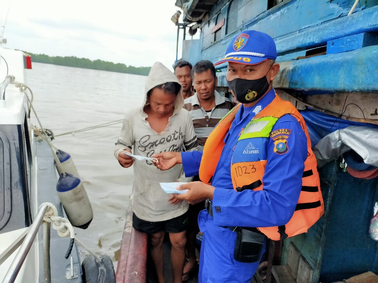 Situasi dan Kondisi Perairan di Wilkum Polres Tanjung Balai Sabtu 17 April 2021 Pagi hingga Malam Kondusif