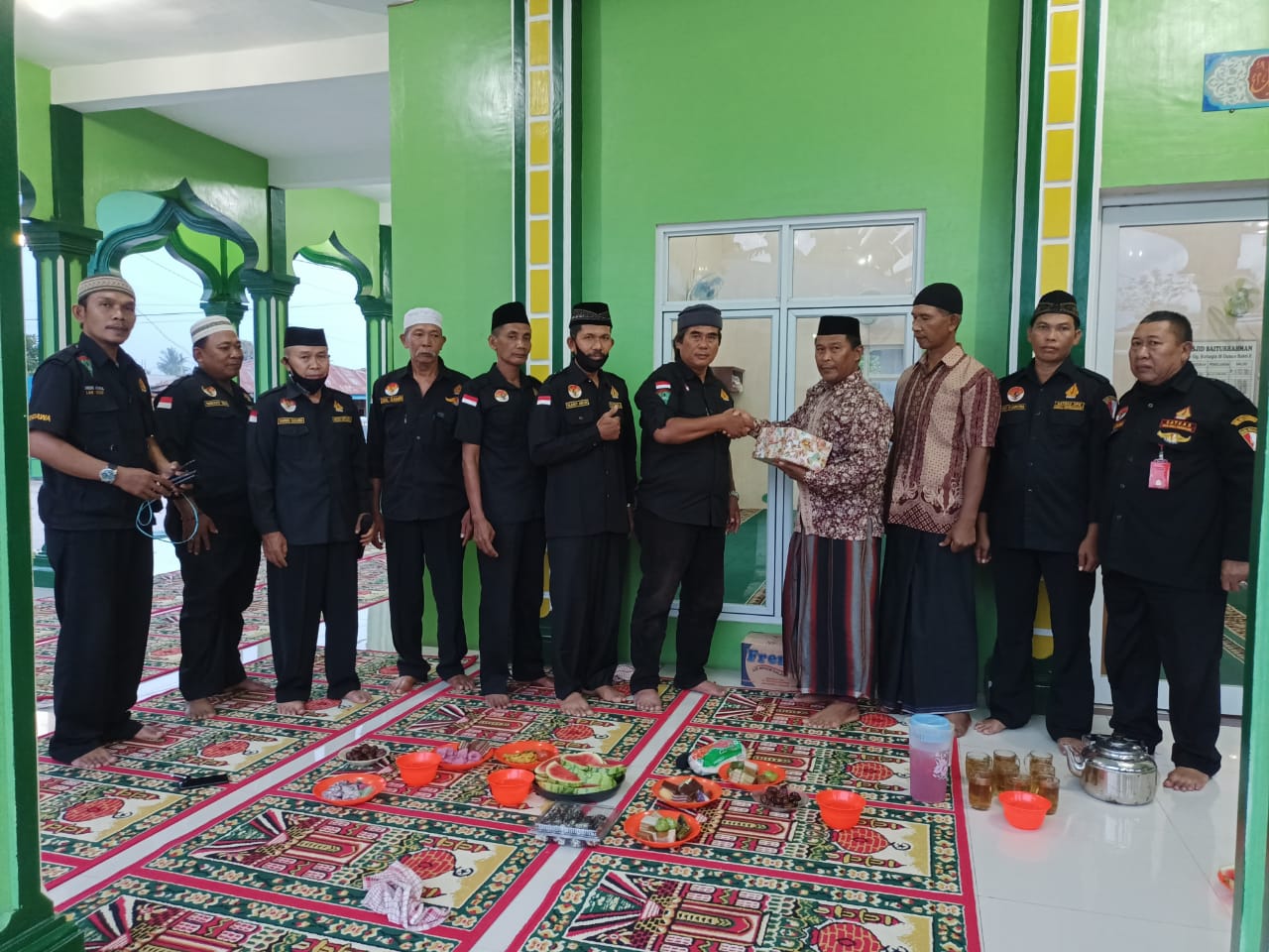 DPC Pendawa DS Sampaikan Infaq Al-quran ke Mesjid Baiturrahman, Ruslan :Â  Agenda RutinÂ 