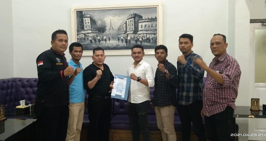 GANN Sumut Serahkan Mandat SK Pengurus GANN Medan Kepada Bung FR. Nasution.