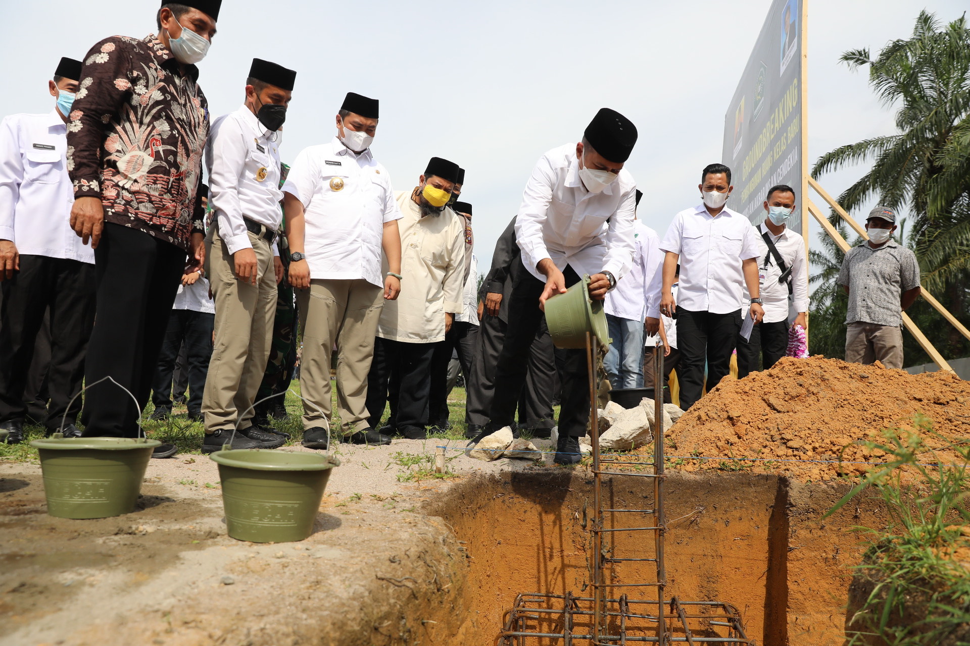 Resmikan Pembangunan Gedung Sekolah YAIC,Ijeck : Cegah Peredaran Narkoba di Sumut