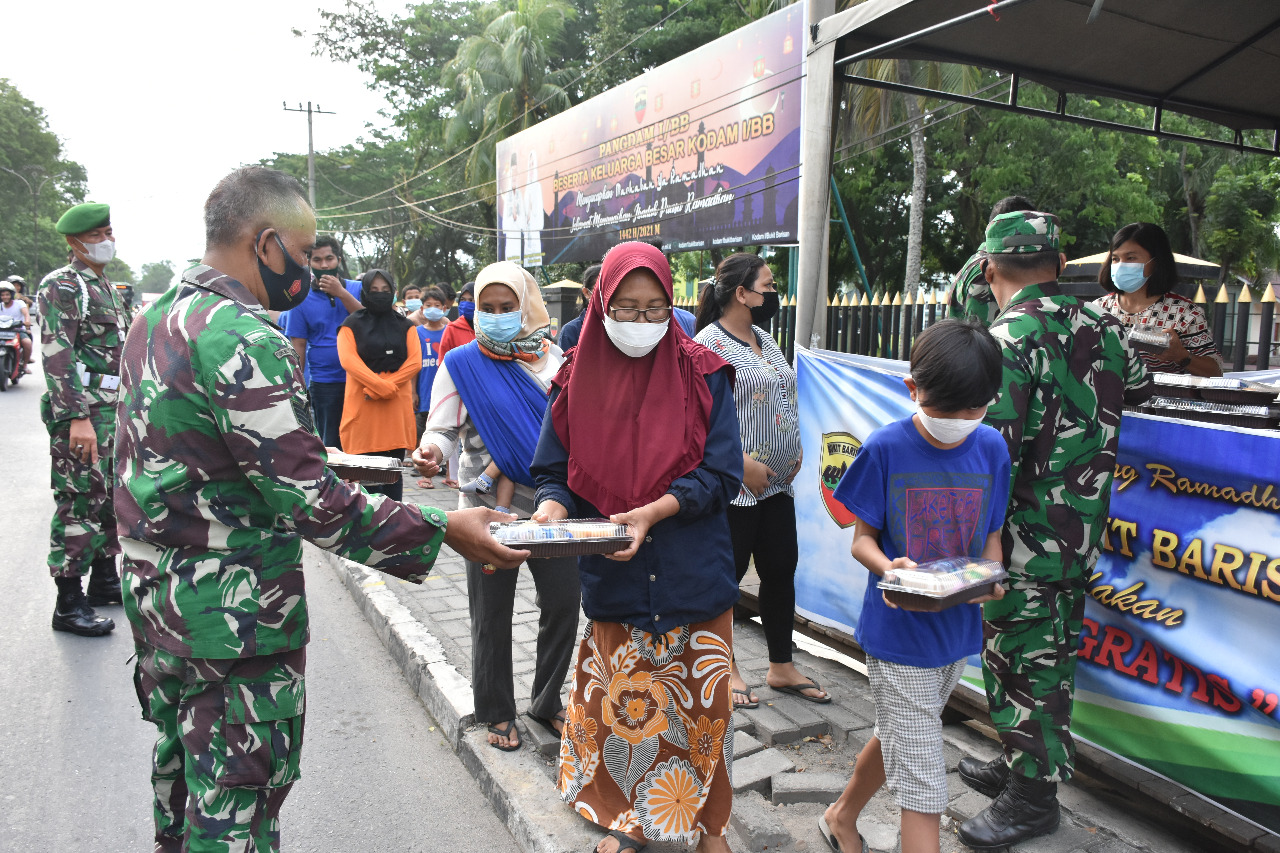 Kodam I/BB : Indahnya Berbagi di Bulan Puasa Ramadhan 1442 H