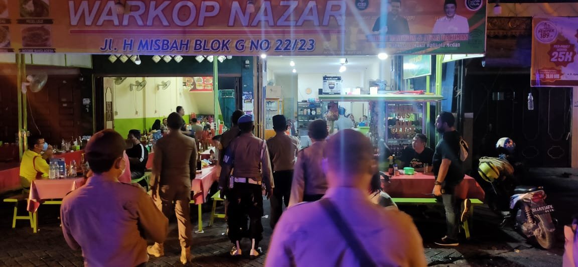 Polsek Medan Kota Ops Yustisi, 25 Rumah Makan Dianggap Melanggar Prokes Ditertibkan