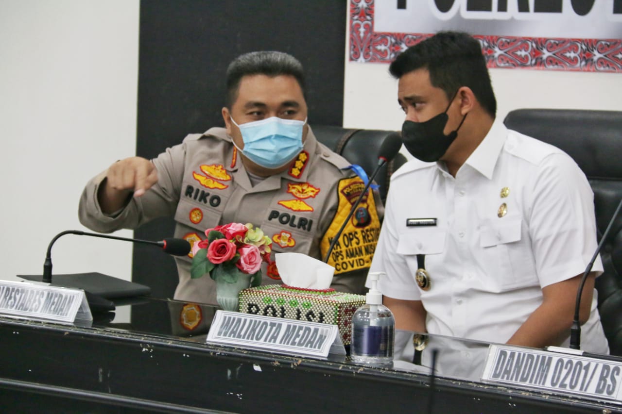 Wali Kota Medan Ikutin Rakor Lintas Sektoral Dalam Rangka Persiapan Pengamanan Menjelang Idul Fitri 1442 H Secara Virtual